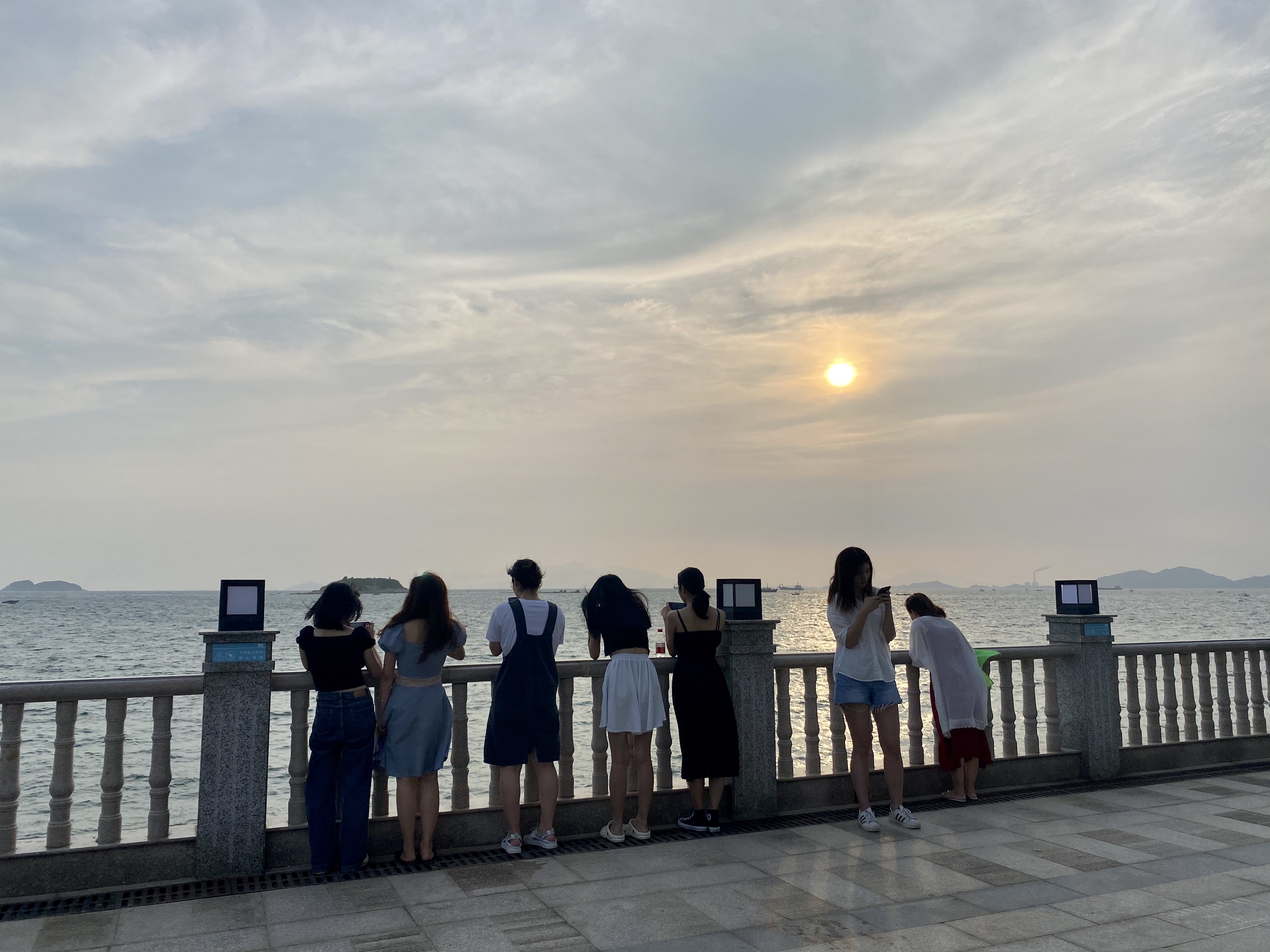 文章附图